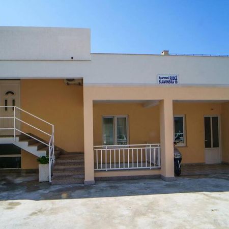 Lovely Studio Apartment For 2 Free Private Parking Makarska Exterior foto